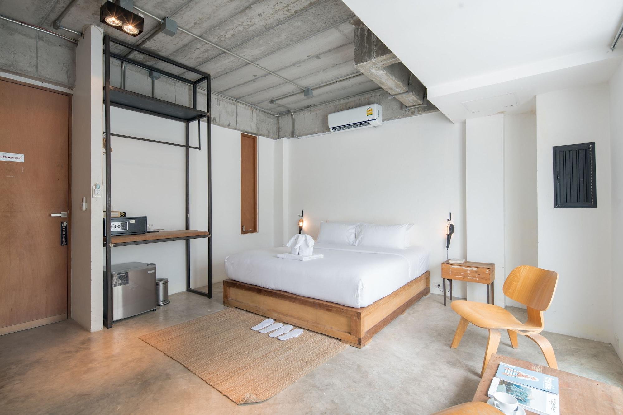 Ella Bed Bed & Breakfast Patong Exterior photo